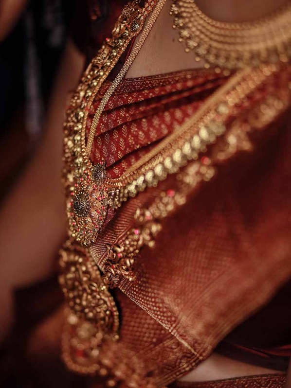 Traditional wedding jewellery for bride