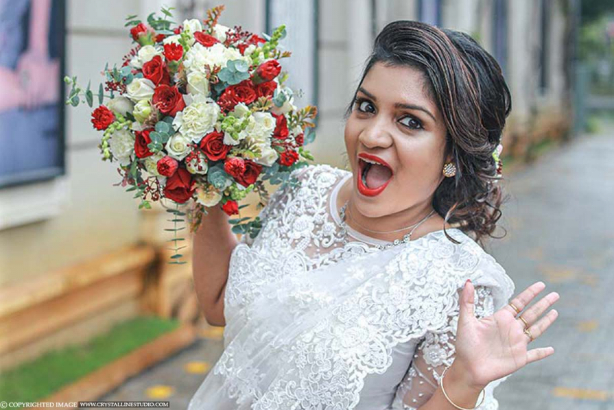 Kerala white wedding sarees for christian weddings 