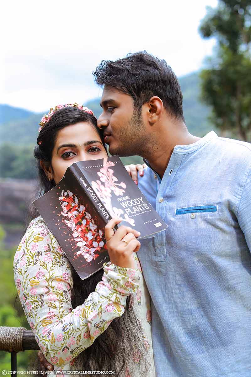 top  Save The Date Photoshoot In Athirapally