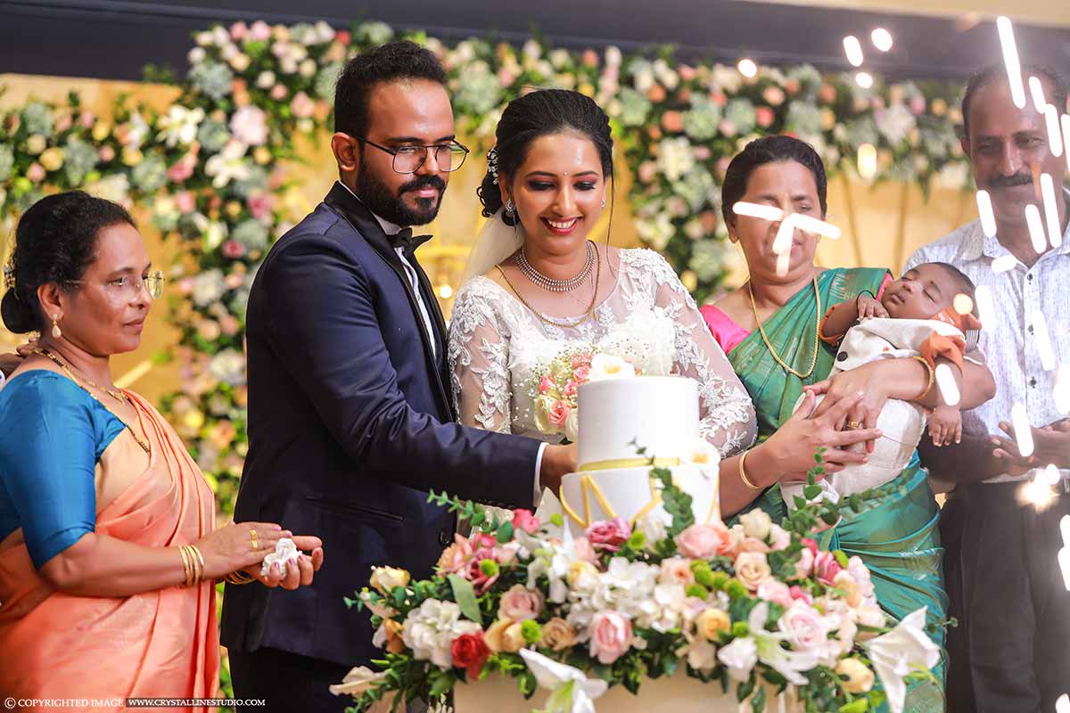 Best Wedding Cake Photos In Kochi