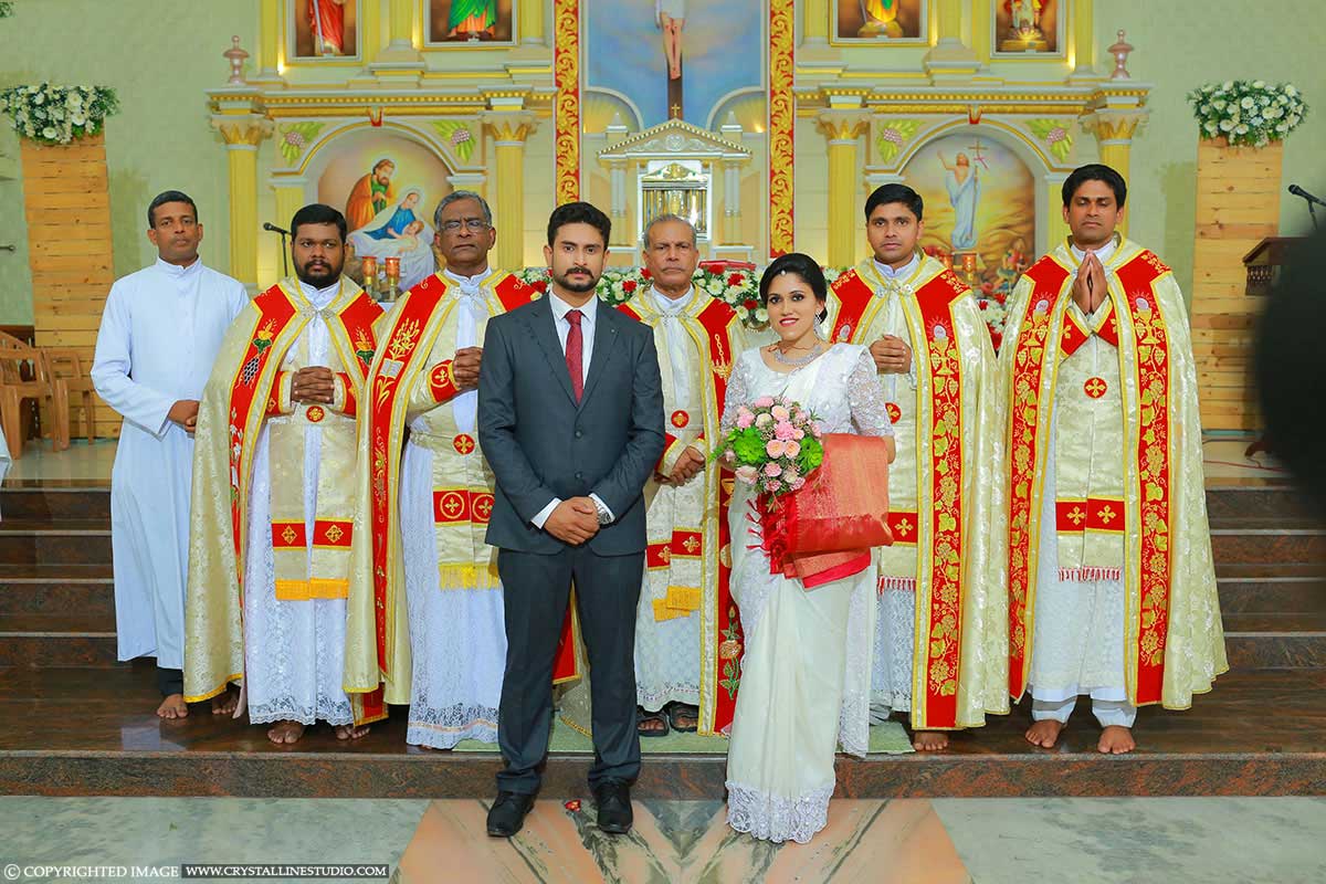 Christian Wedding Photos In Cheranalloor
