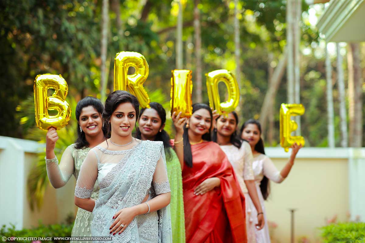 bridesmaids bouquets In Chalakudy