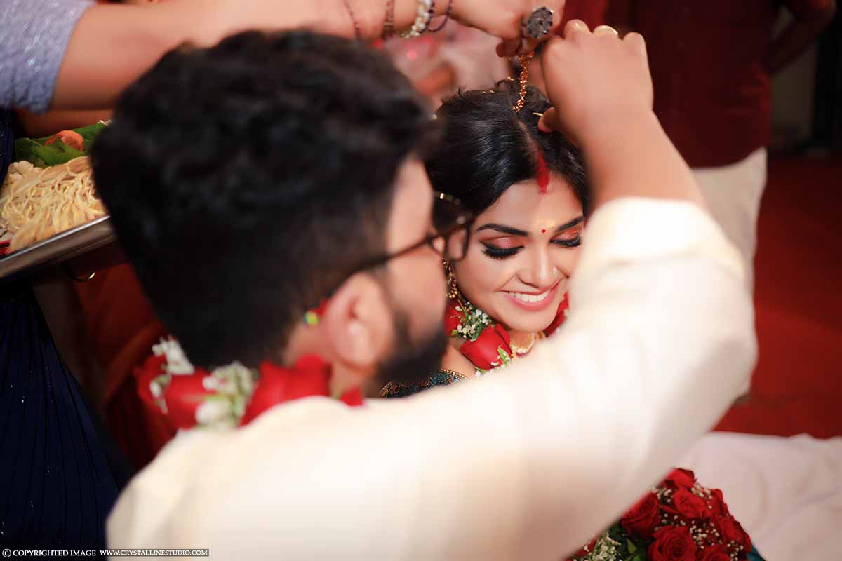 Candid Hindu Wedding Photography In Chottanikara 