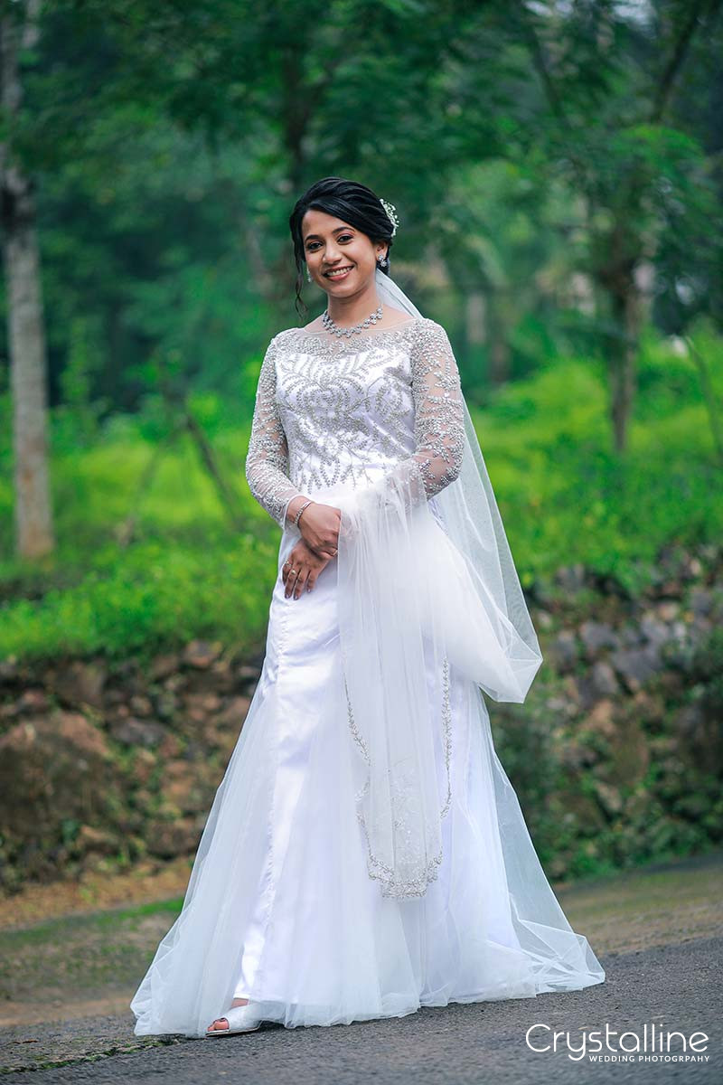 Wedding Dress at best price in Ernakulam by Athira Gold And Silks | ID:  15492600355